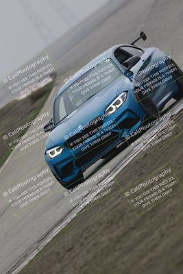 media/Nov-28-2025-Speed SF (Fri) [[b9fcb3577c]]/Red and Gold/Session 3 (Outside GrapevineGold/